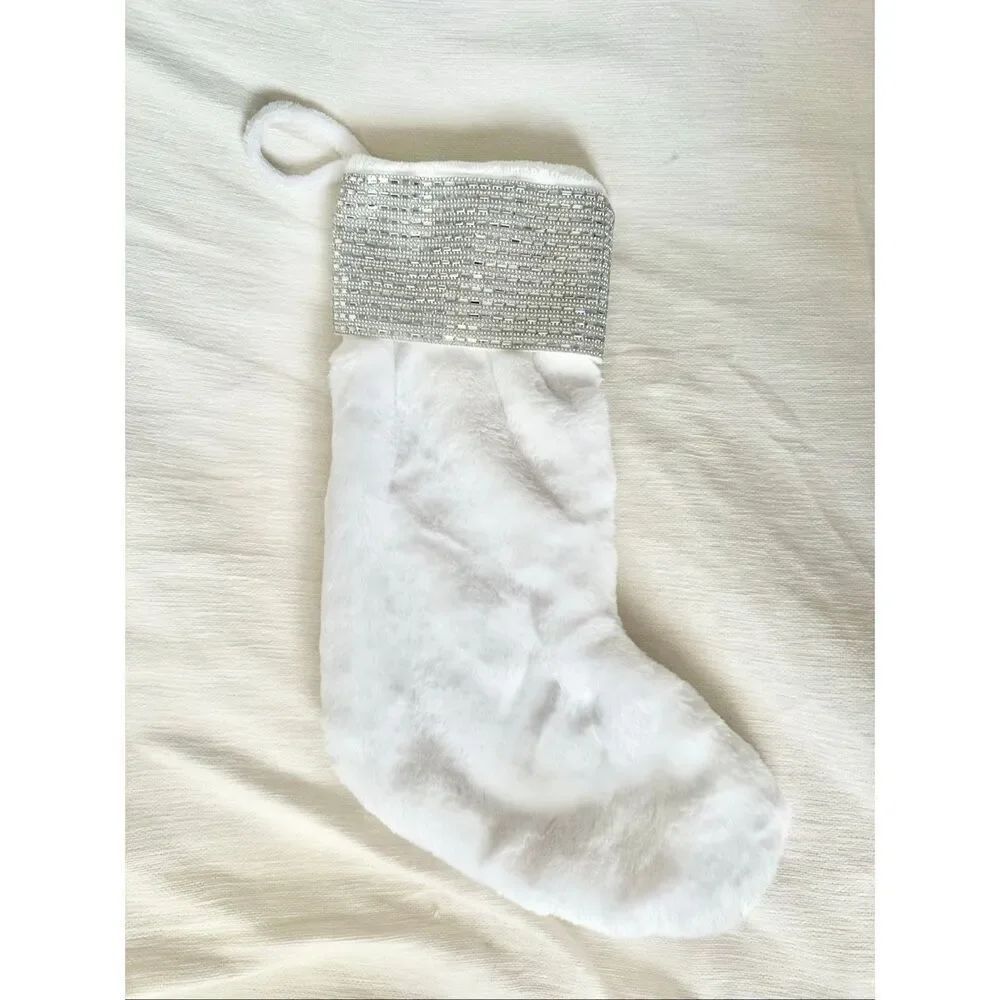 Jason Wu White Faux Fur Christmas Stocking w/ Rhinestone Cuff – Holiday Decor - Picture 4 of 7